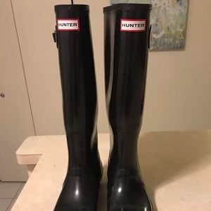 Women’s Black Hunter Rain Boots - Size 9